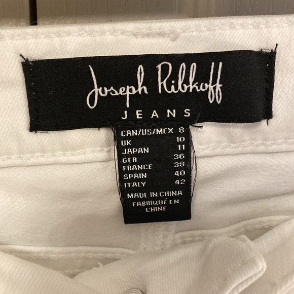 EUC Joseph Ribkoff white jeans denim. Size 8. - Picture 3 of 8